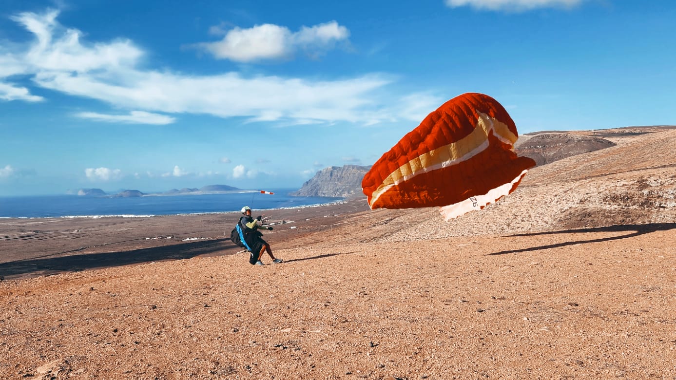 Fly guiding services in Lanzarote with Lanzafly